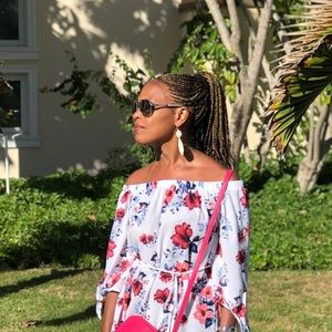 Meet your Posher, Joelle